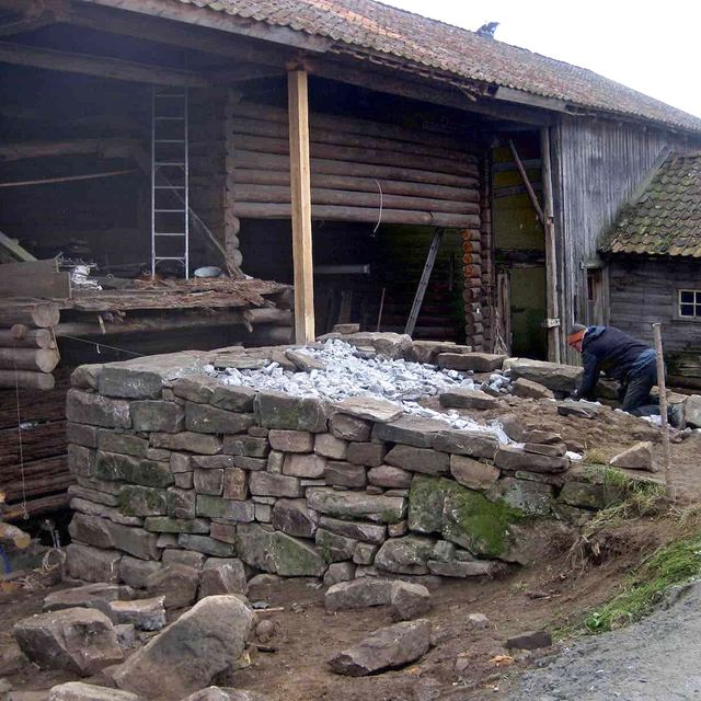 Restaurering av låvebru i naturstein